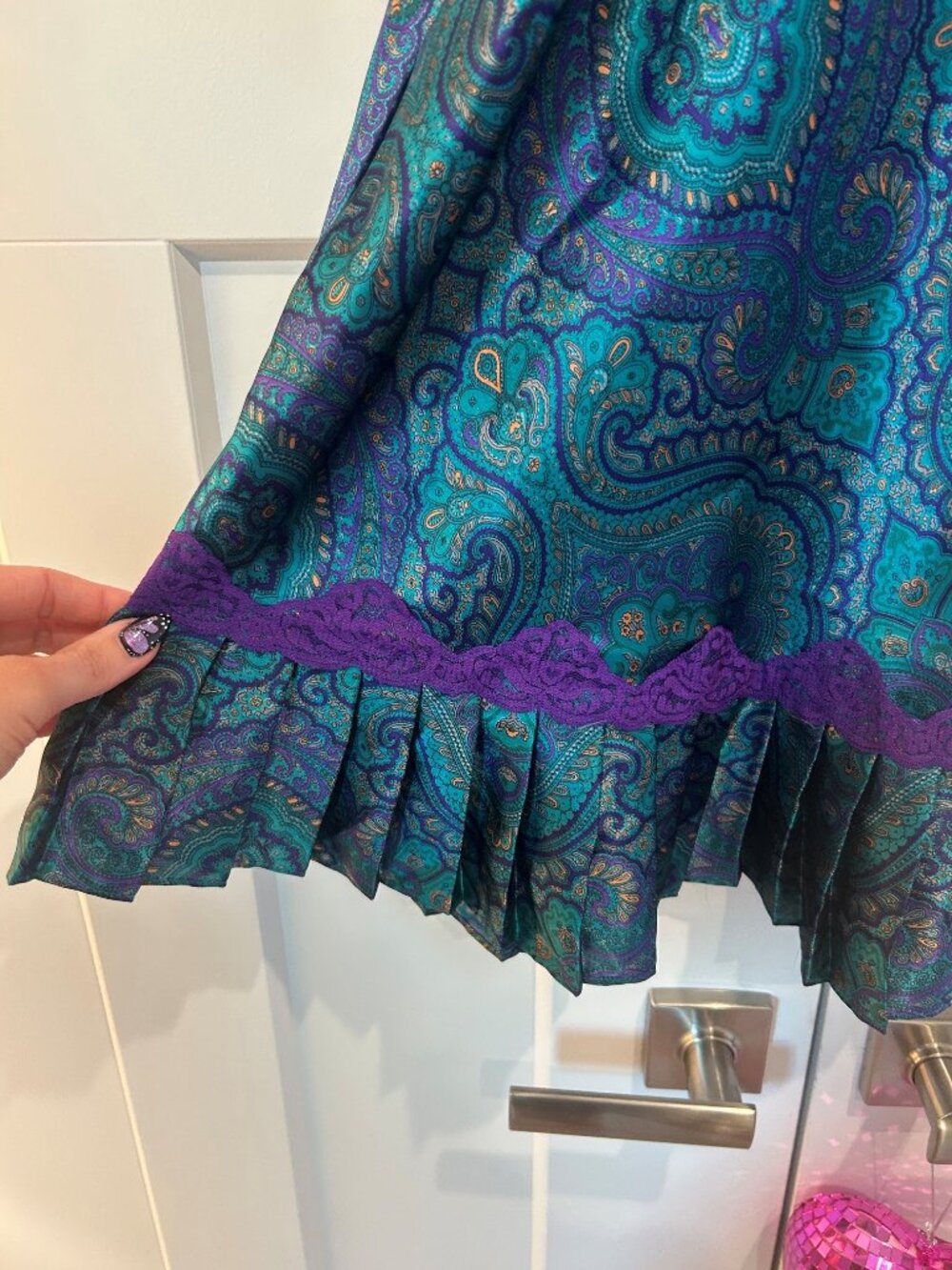 VICTORIA'S SECRET Vintage Paisley Print Slip - Picture 4 of 6